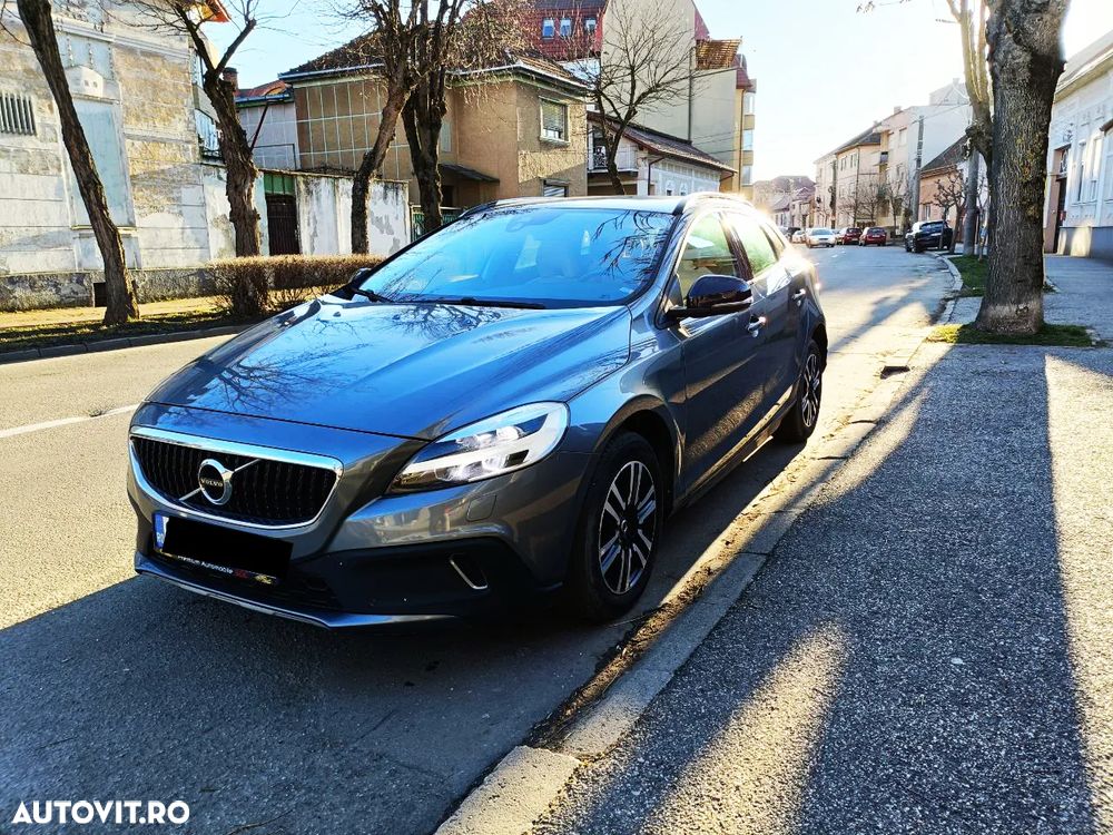 Volvo V40 D2 Summum - 3