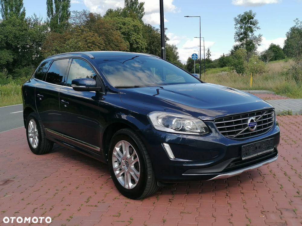 Volvo XC 60 D5 AWD Summum - 4