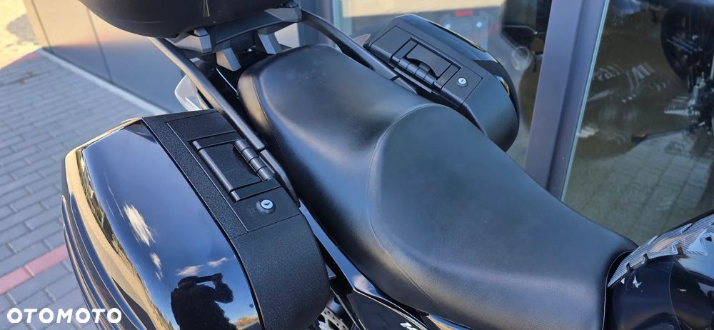 Kawasaki GTR - 17