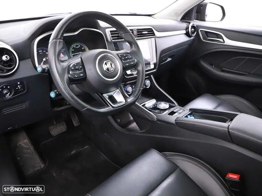 MG ZS - 10