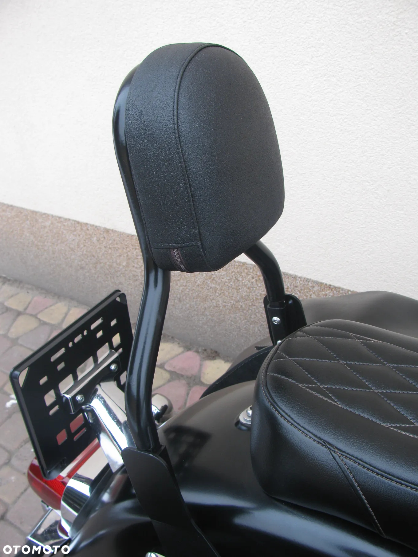 Suzuki Intruder - 13