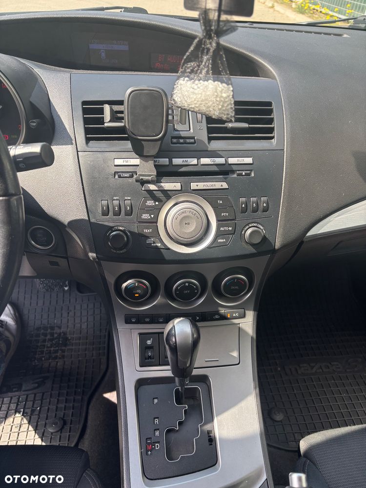 Mazda 3 2.0 Exclusive + - 10