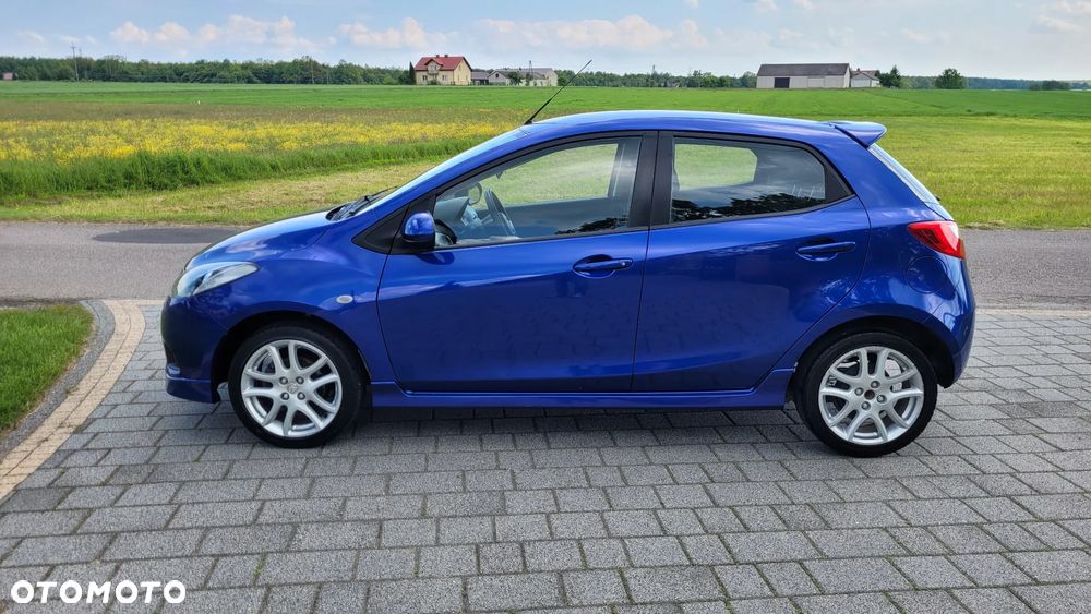 Mazda 2 - 13