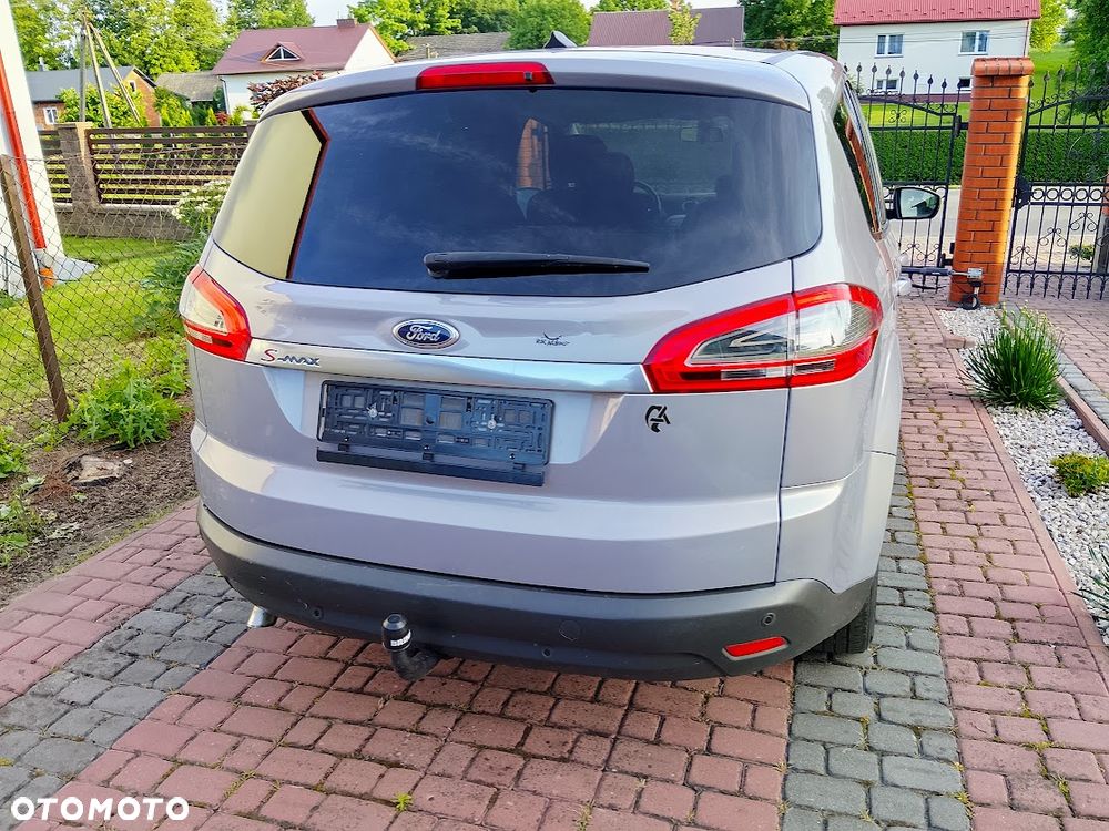 Ford S-Max - 8