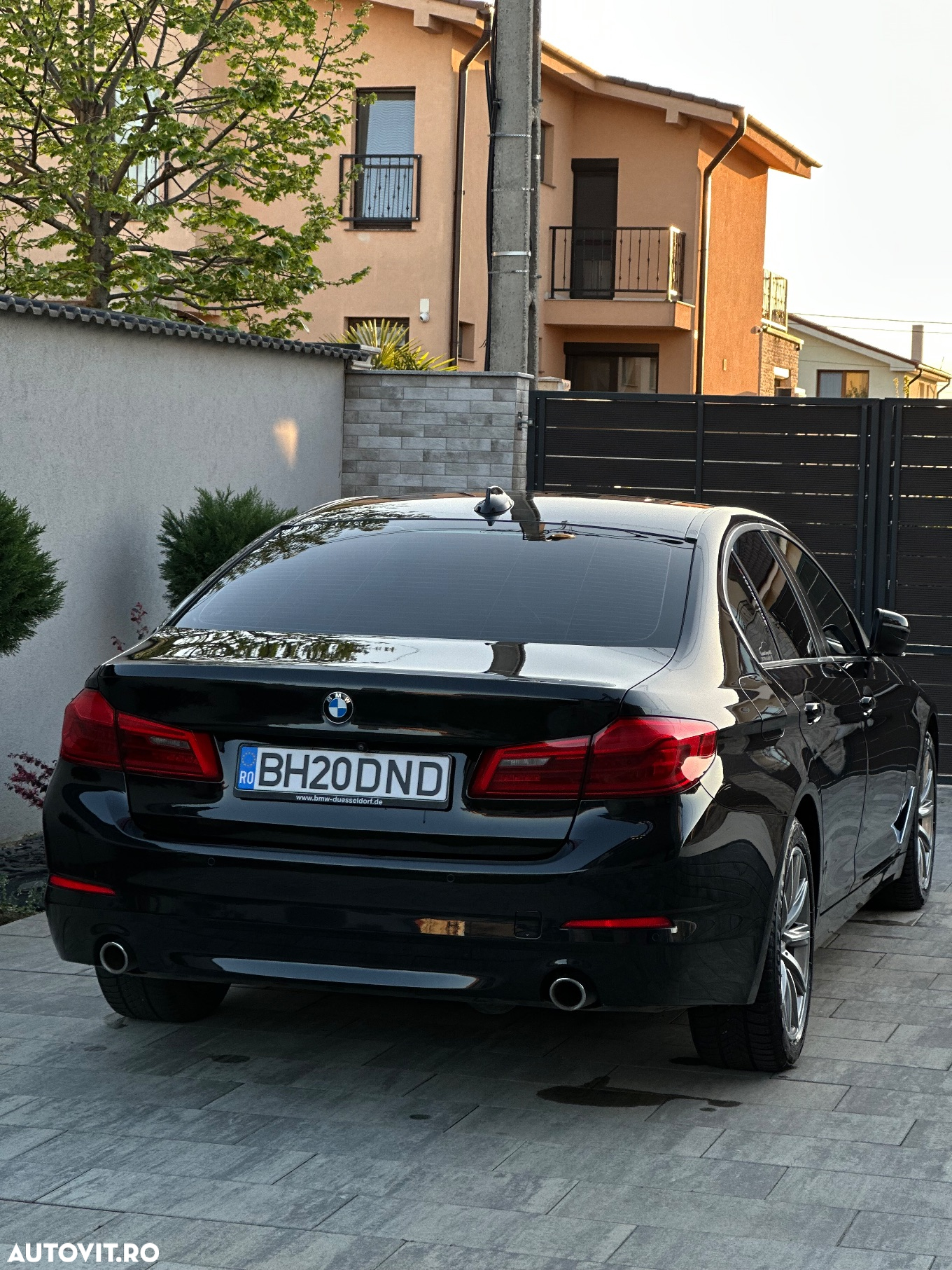 BMW Seria 5 530d xDrive AT - 4
