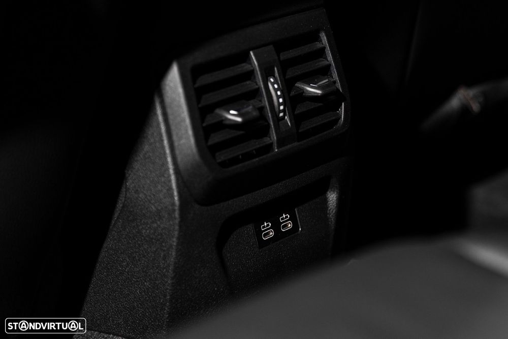 BMW M235i Gran Coupé xDrive - 27