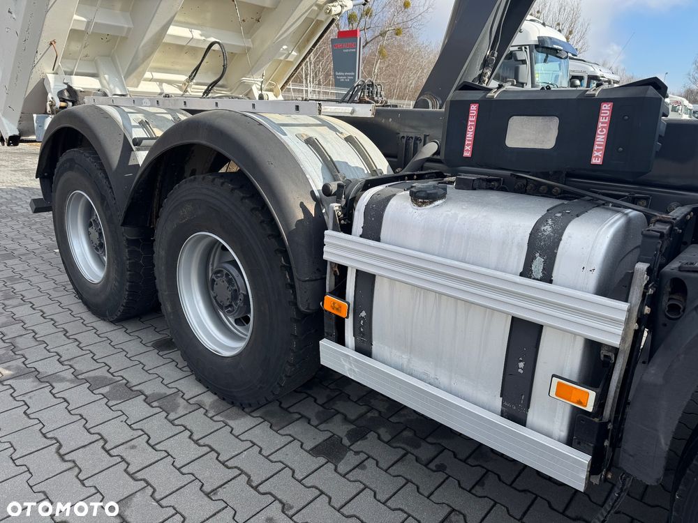 Volvo FMX 460 13L 8x4 MEILLER HYDROBURTA ładne i zadbane - 21