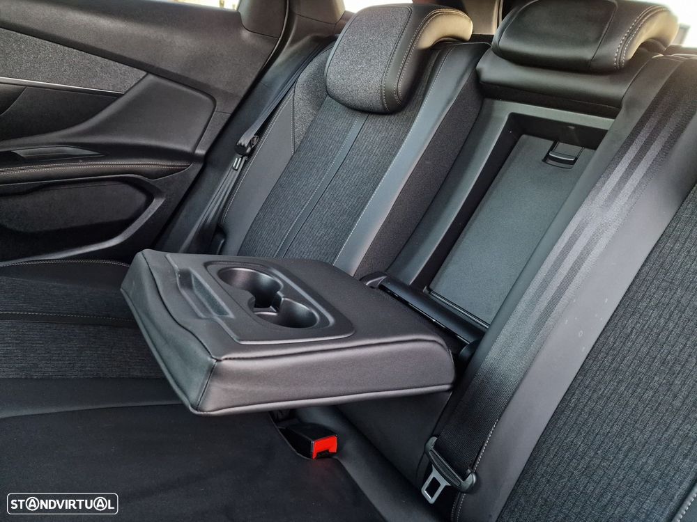 Peugeot 3008 1.2 PureTech GT Line - 14