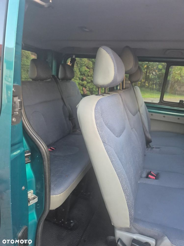 Renault Trafic - 21
