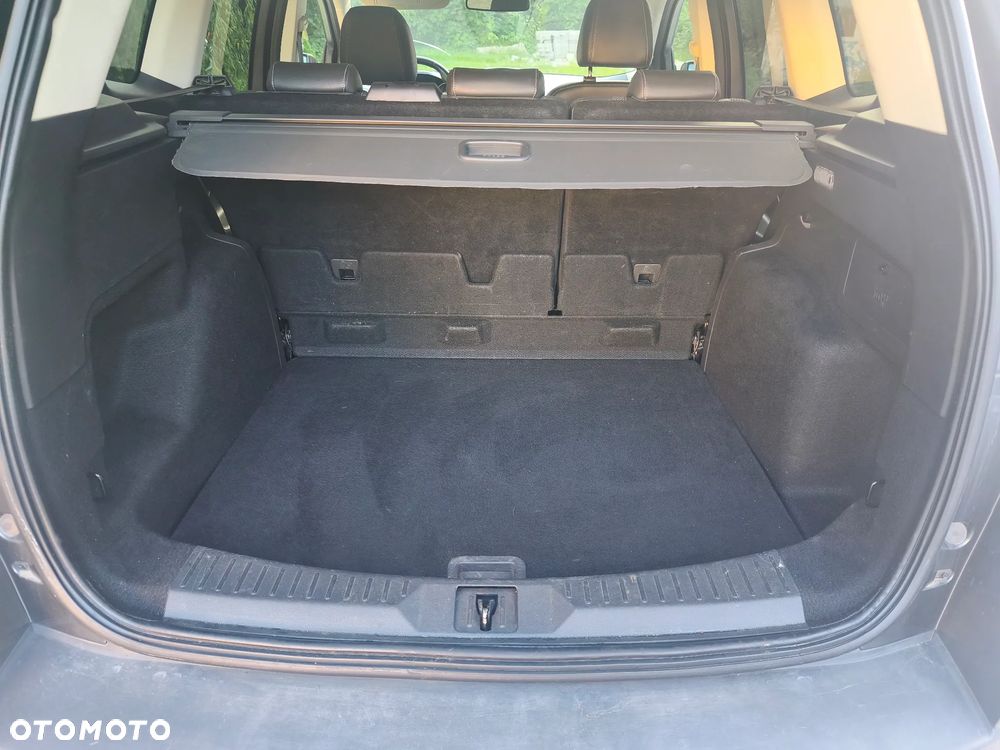 Ford Kuga - 14