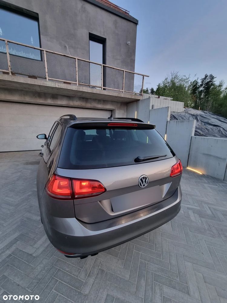 Volkswagen Golf 2.0 TDI BMT Highline DSG - 9