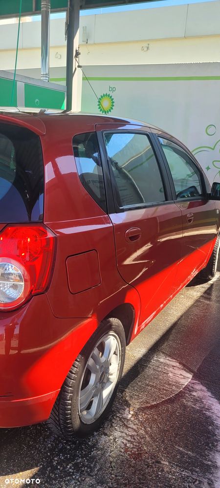 Chevrolet Aveo - 4