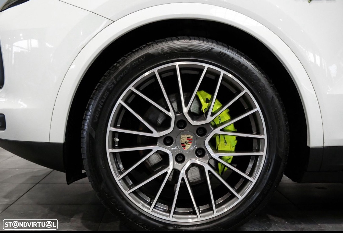Porsche Cayenne E-Hybrid - 7