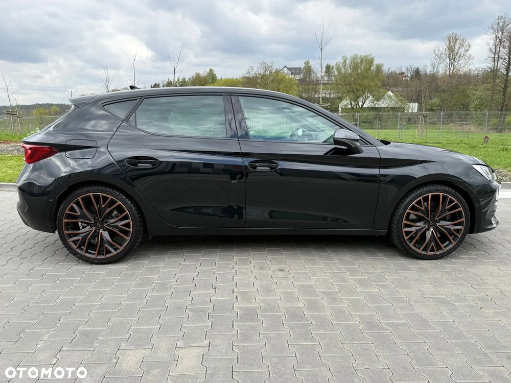Cupra Leon 2.0 TSI DSG - 5