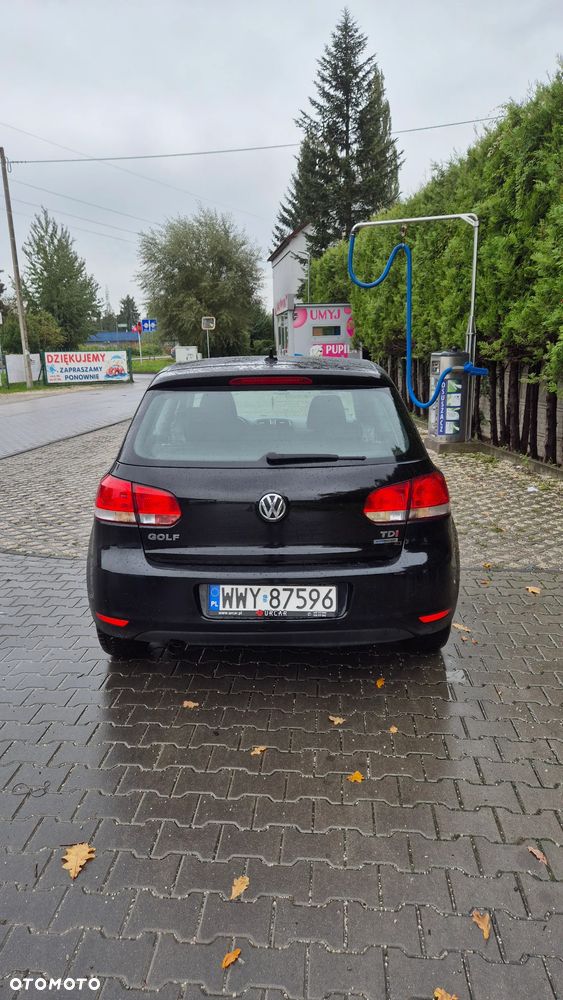 Volkswagen Golf VI 1.6 TDI BlueMot Trendline DSG - 4