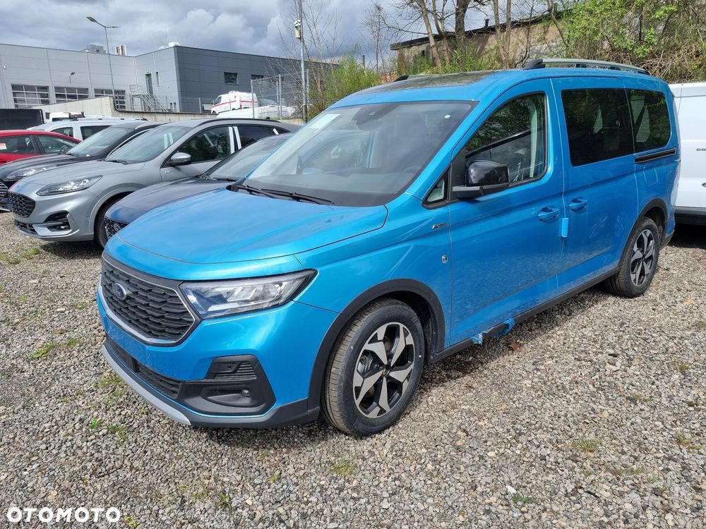 Ford Tourneo Connect Grand - 13