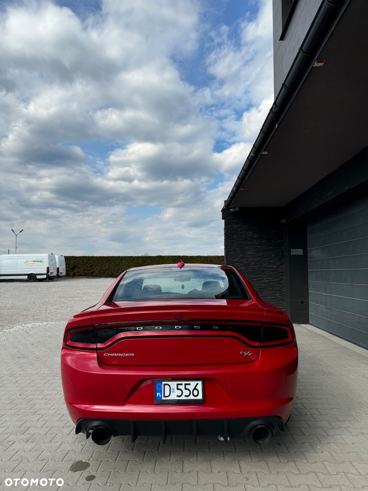 Dodge Charger - 4