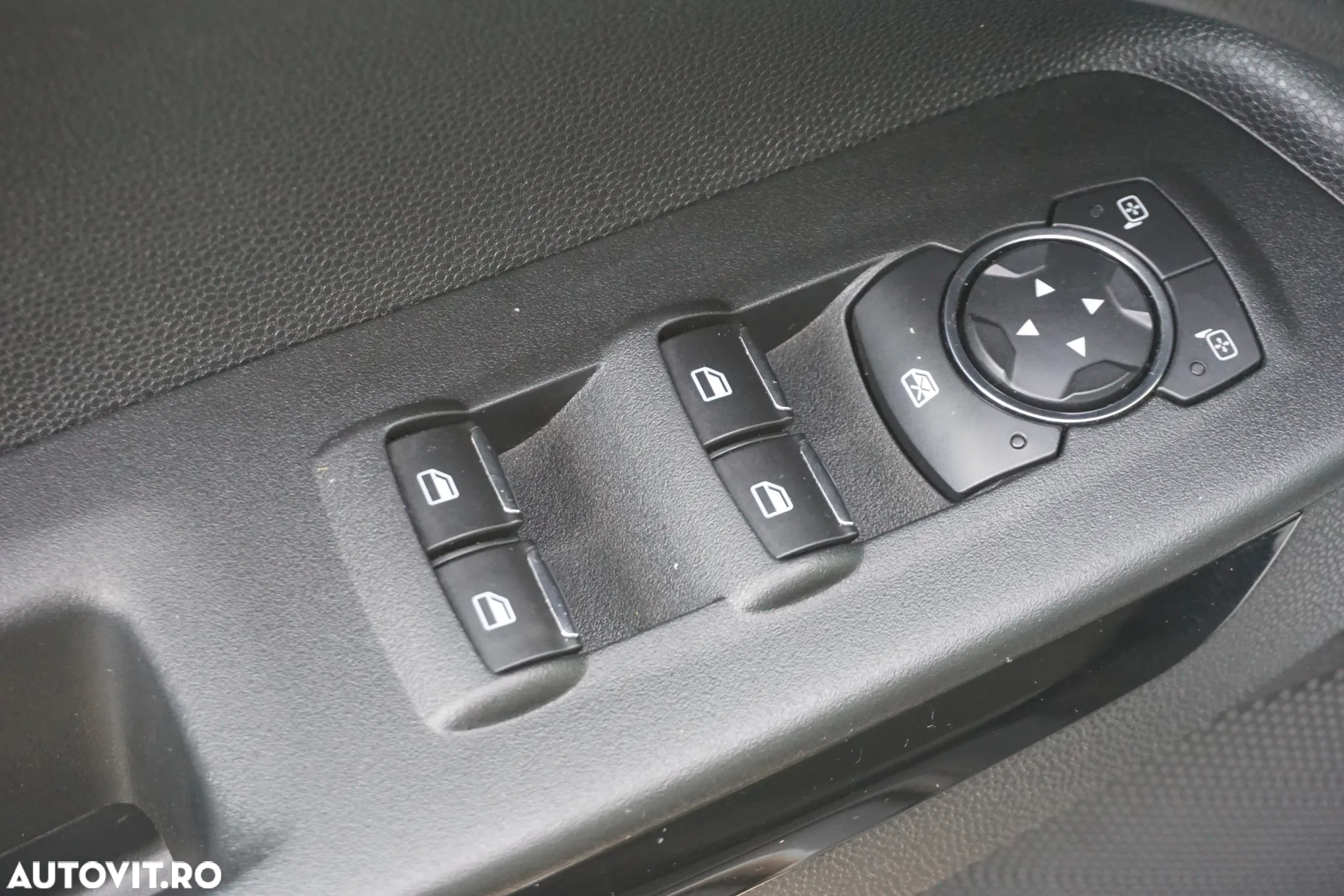 Ford EcoSport - 8