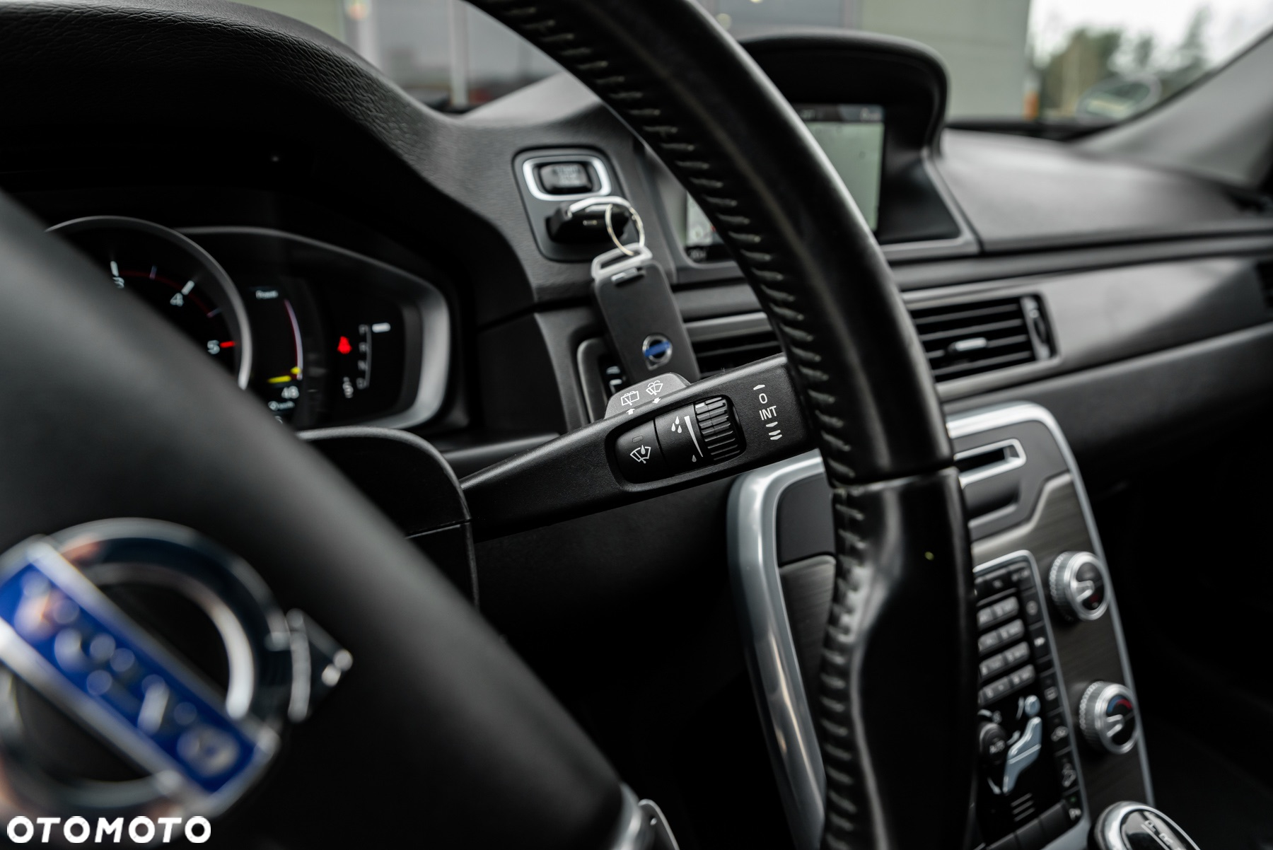 Volvo XC 70 - 30