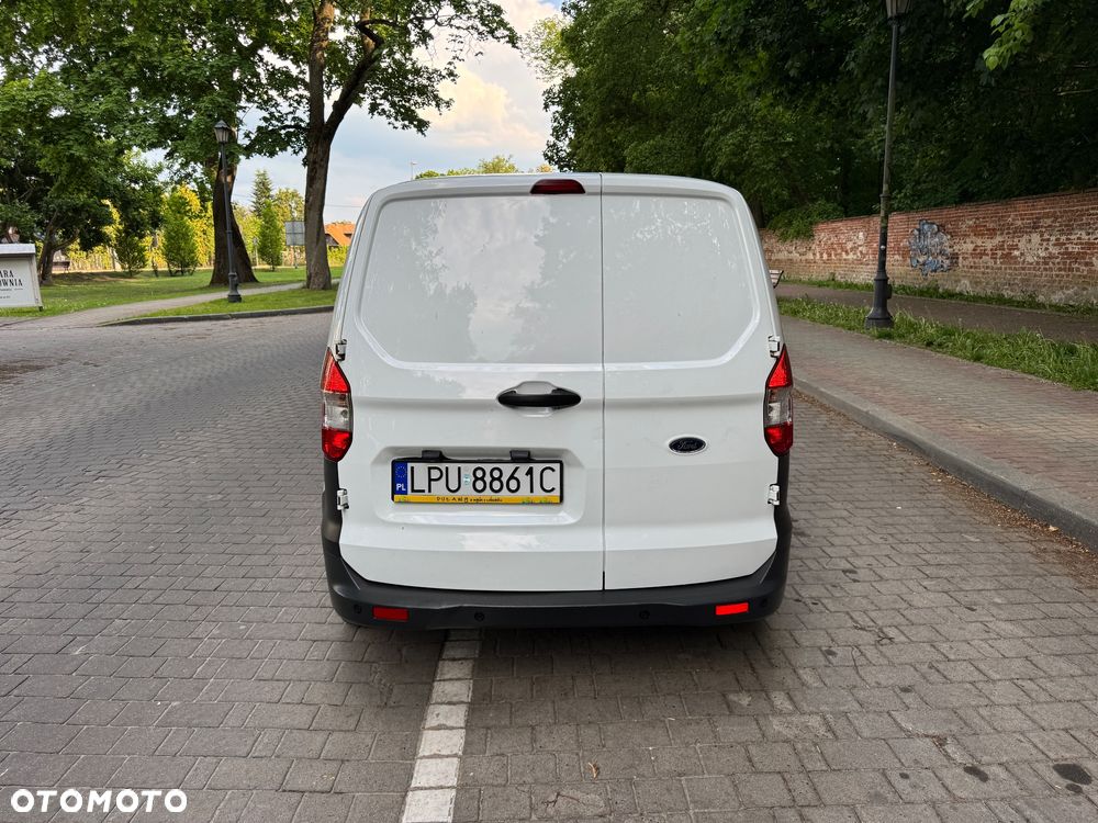 Ford Transit Connect - 10