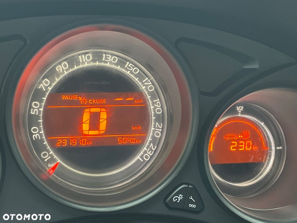 Citroën C4 HDi 110 Exclusive - 27