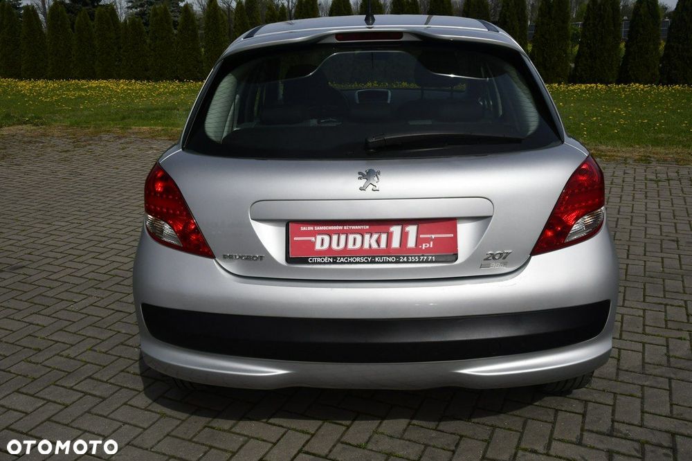 Peugeot 207 - 10