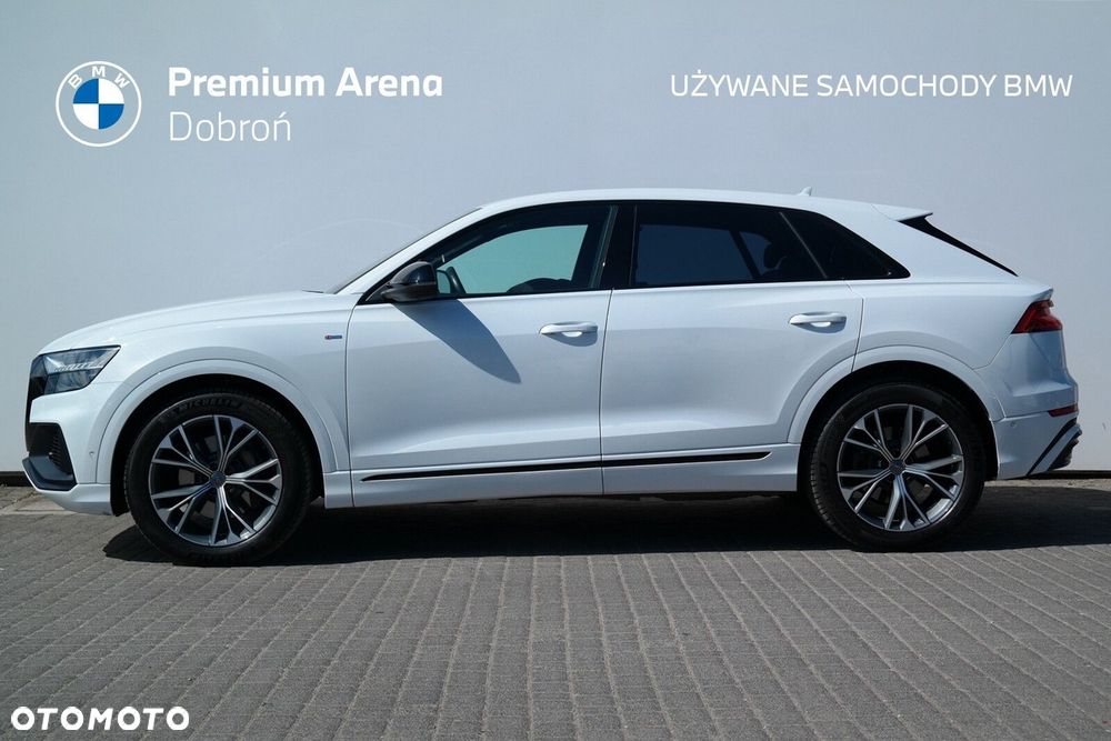 Audi Q8 - 8