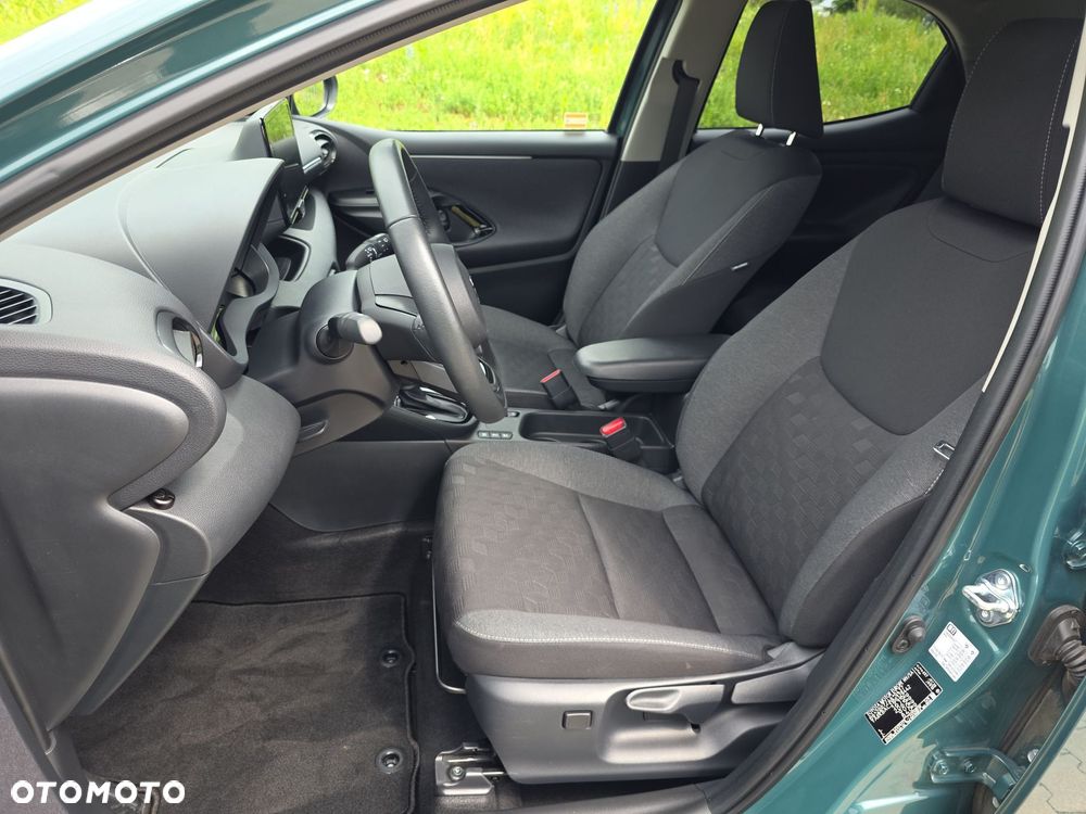 Toyota Yaris Hybrid 1.5 Style - 12
