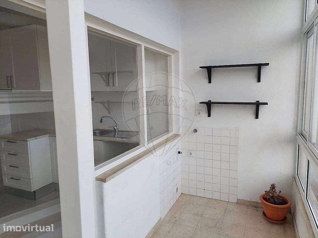 Apartamento T2 para arrendamento - Grande imagem: 4/7
