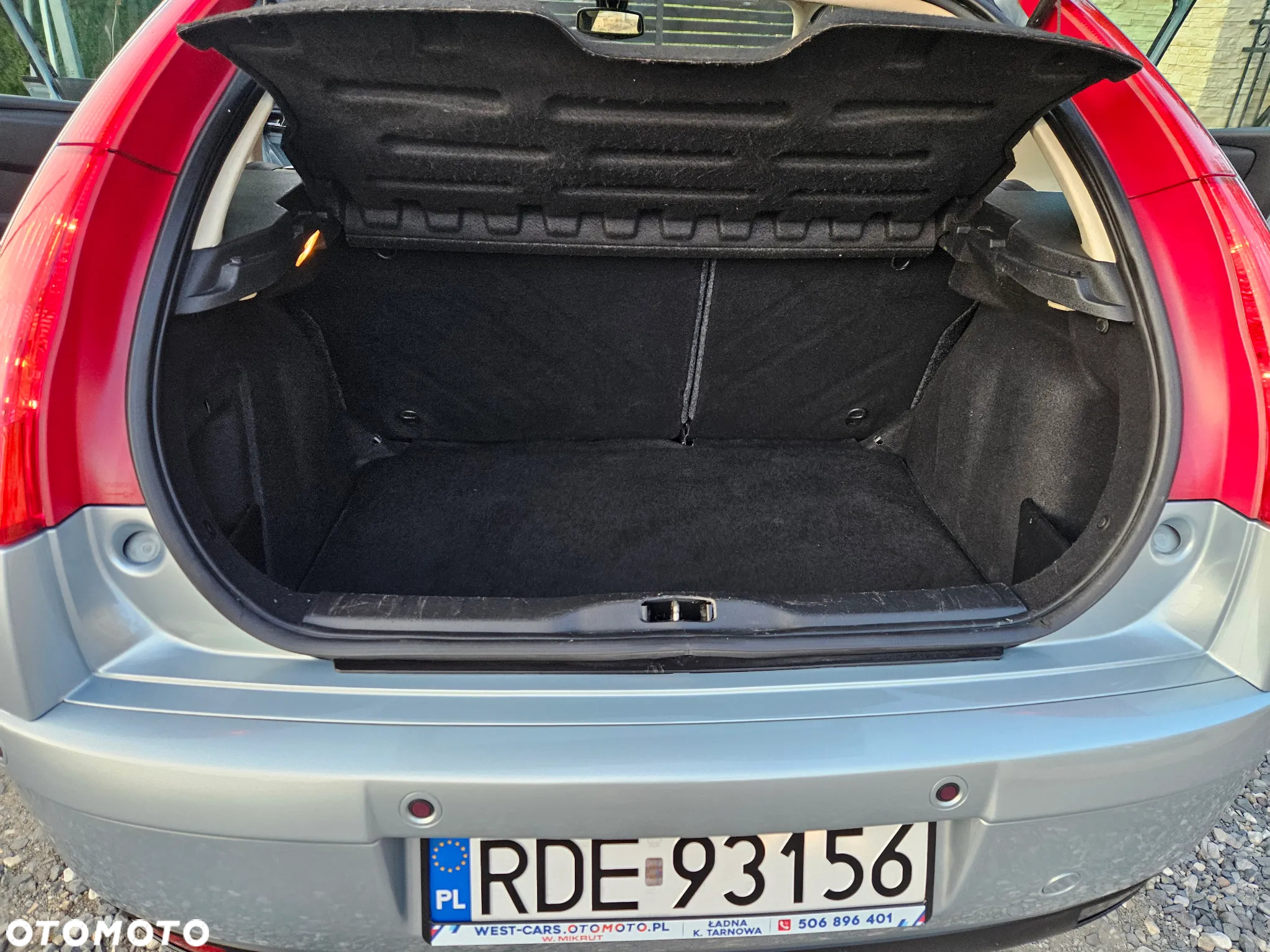 Citroën C4 1.6 16V Confort - 21