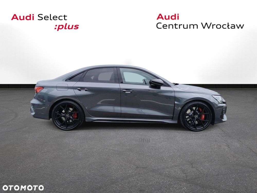 Audi RS3 Limousine - 6