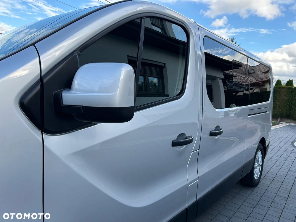 Renault Trafic Grand 2.0 dCi - 8