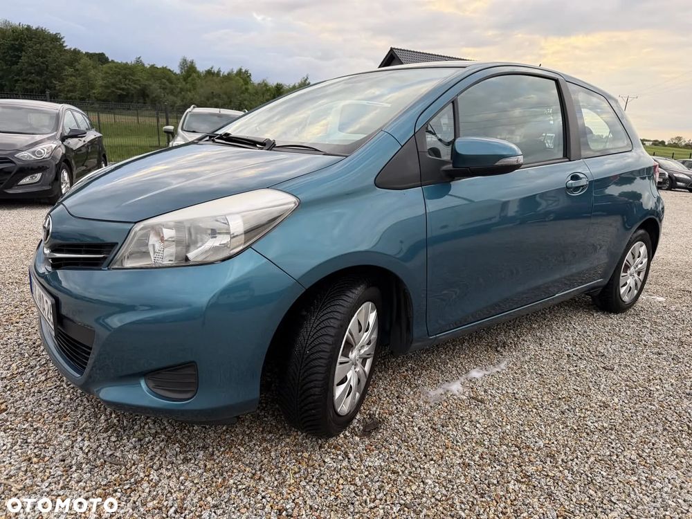 Toyota Yaris - 11