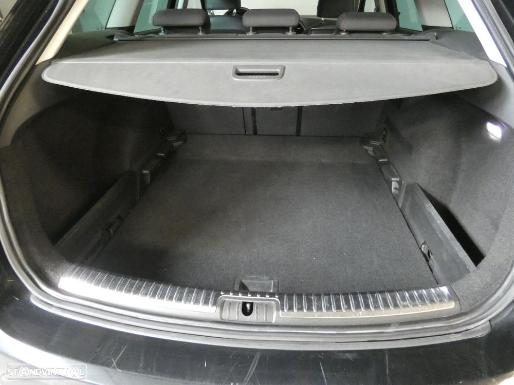 SEAT Leon ST 2.0 TDI FR DSG - 14