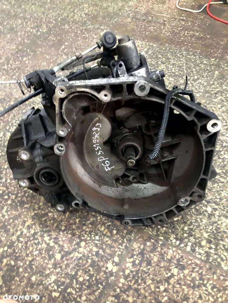 SKRZYNIA BIEGÓW  OPEL ZAFIRA B 1.9 CDTI 120 KM 05-10 55194293 - 1