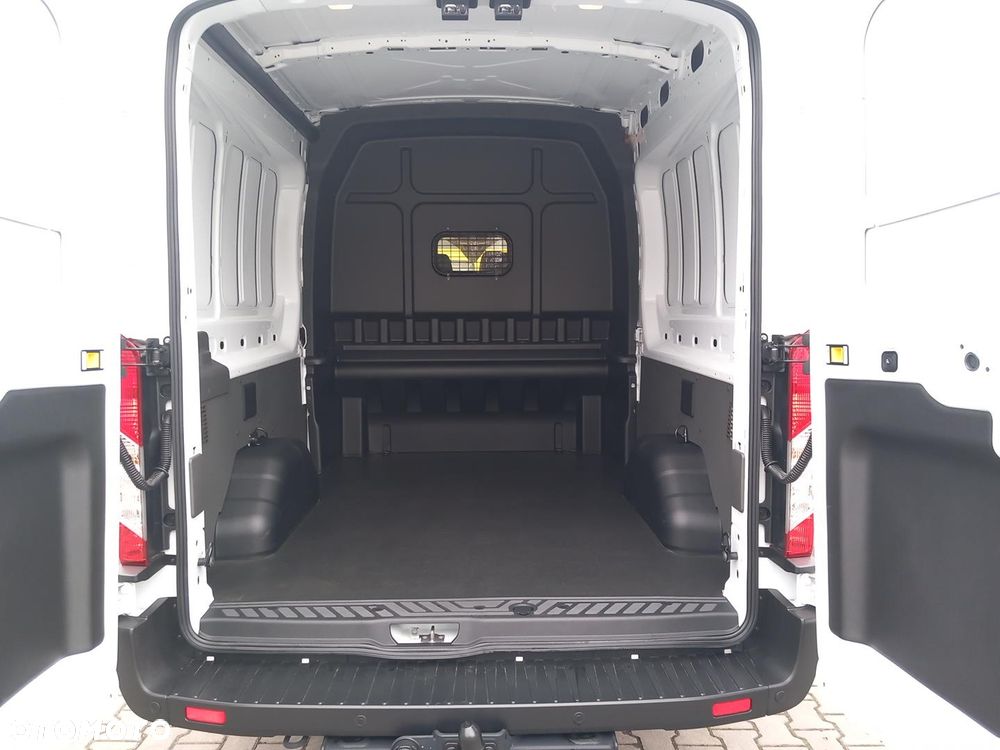 Ford Transit - 16