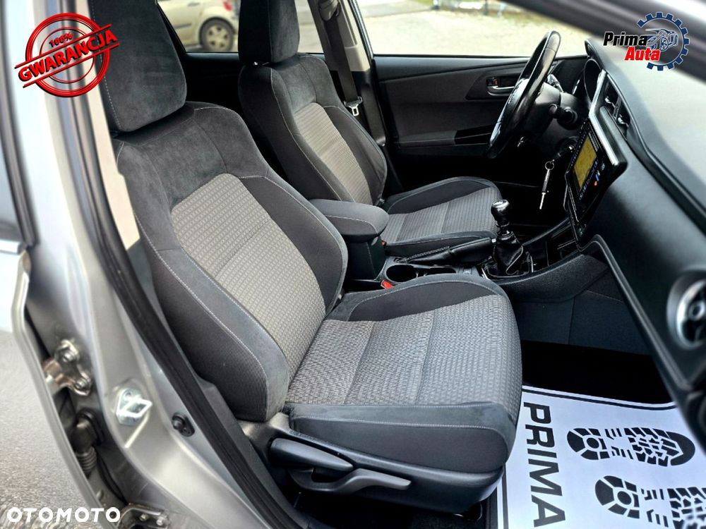 Toyota Auris - 24