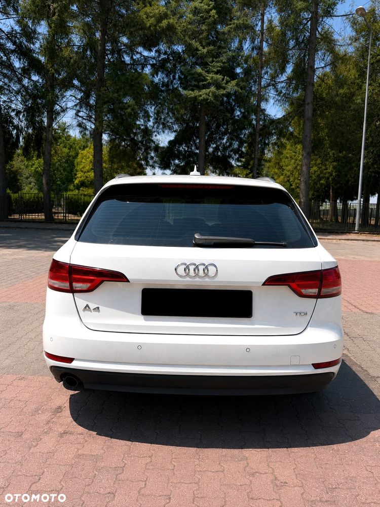 Audi A4 Avant - 4