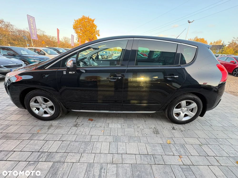 Peugeot 3008 Hybrid4 - 7