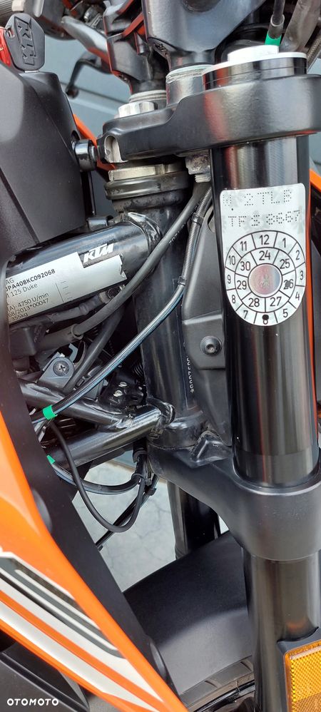 KTM Duke 125 - 29