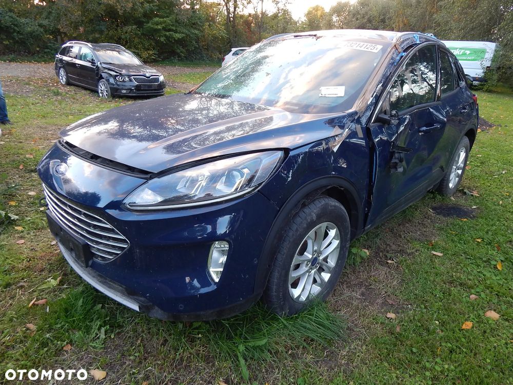 Ford Kuga - 4