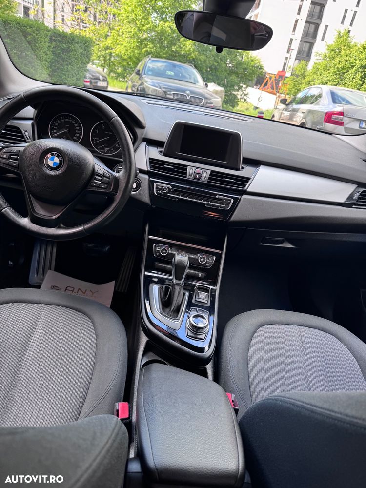 BMW Seria 2 216d Aut. Luxury Line - 24