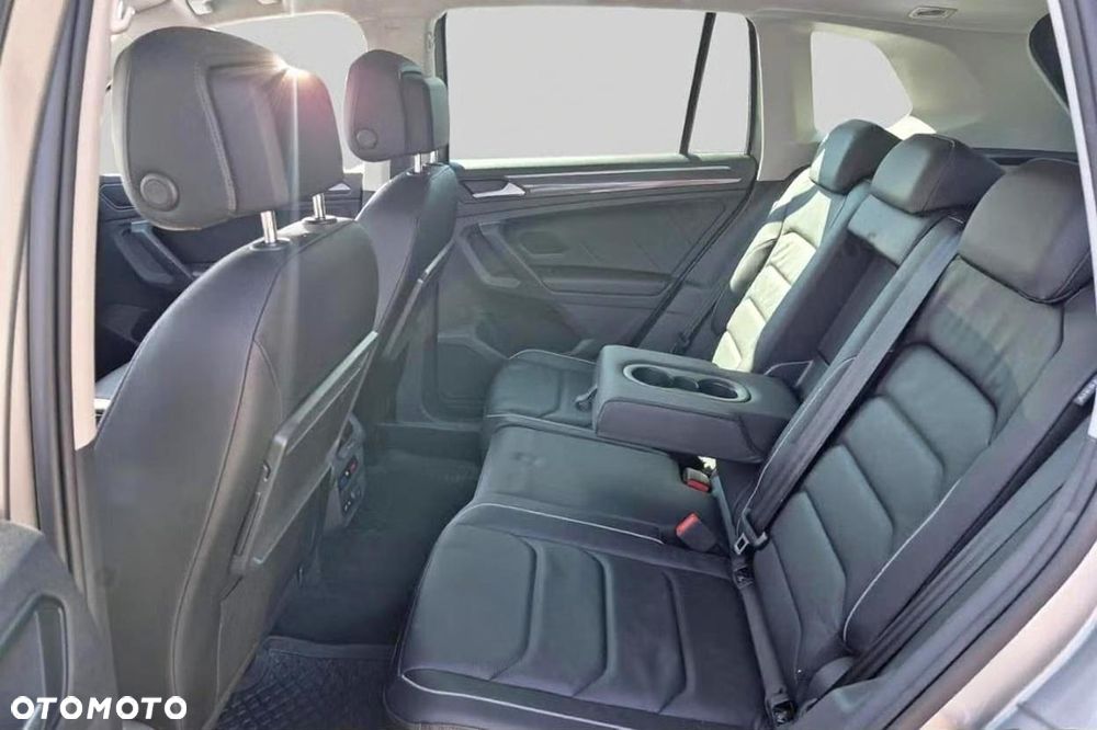Volkswagen Tiguan 2.0 TDI SCR DSG R-Line - 8