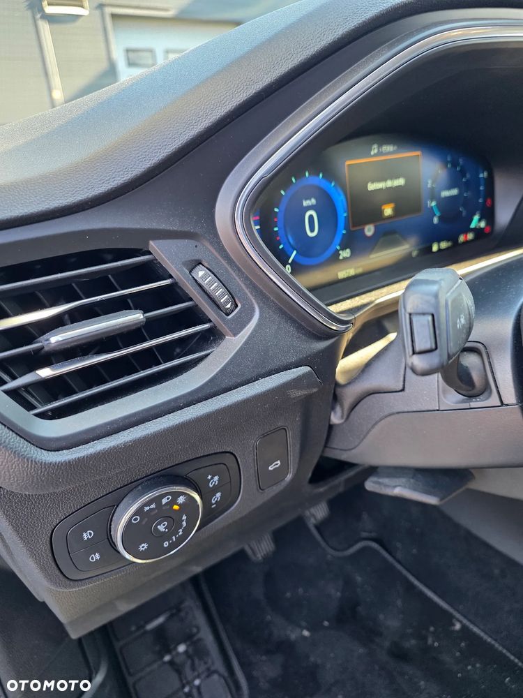 Ford Focus 1.0 EcoBoost Titanium X - 11