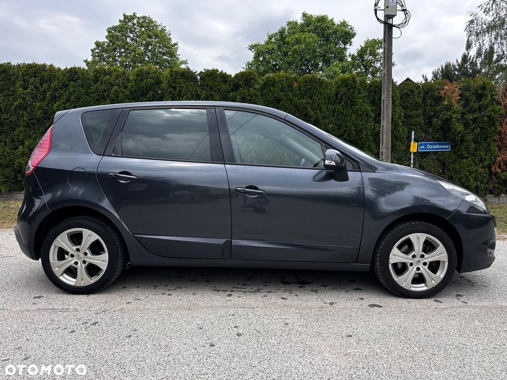 Renault Scenic 1.6 16V 110 Dynamique - 5