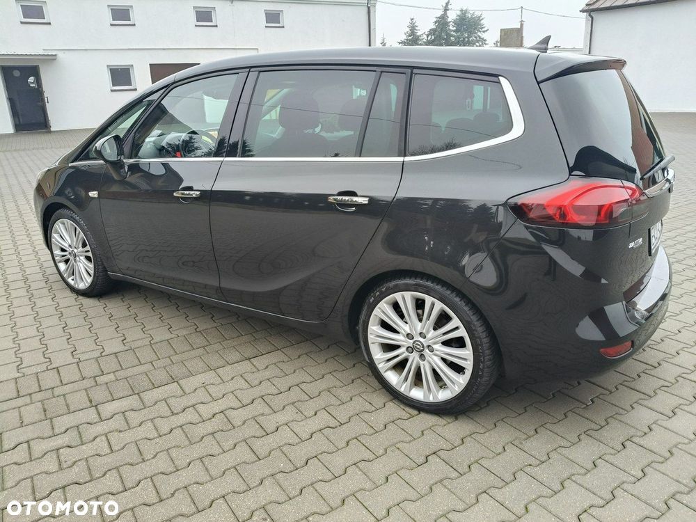 Opel Zafira - 13