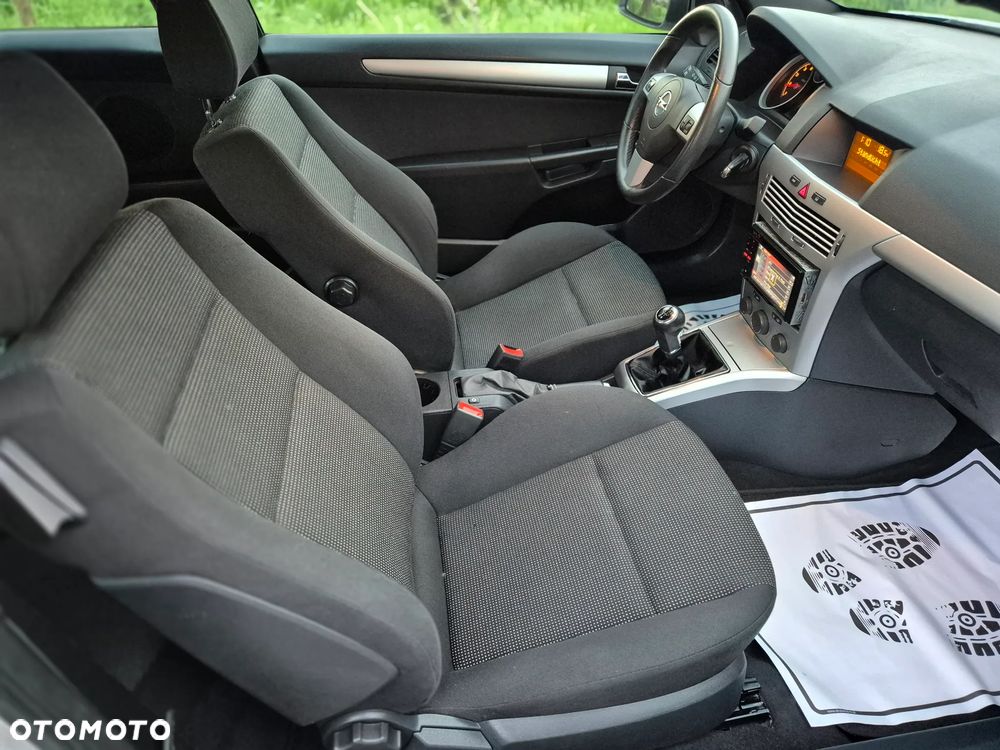 Opel Astra 1.6 Selection 110 Jahre - 24