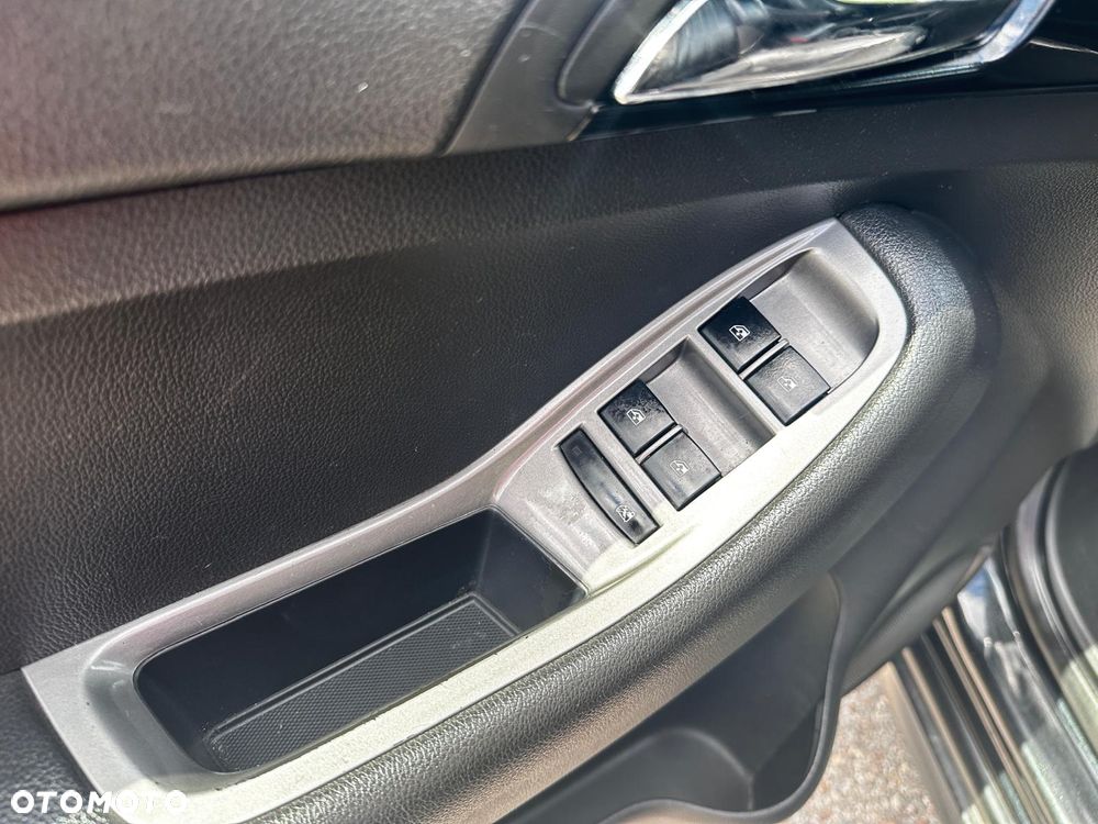 Chevrolet Orlando 2.0 D LT+ - 17