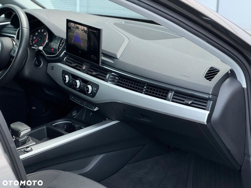 Audi A4 Limousine 40 TFSI S tronic - 15