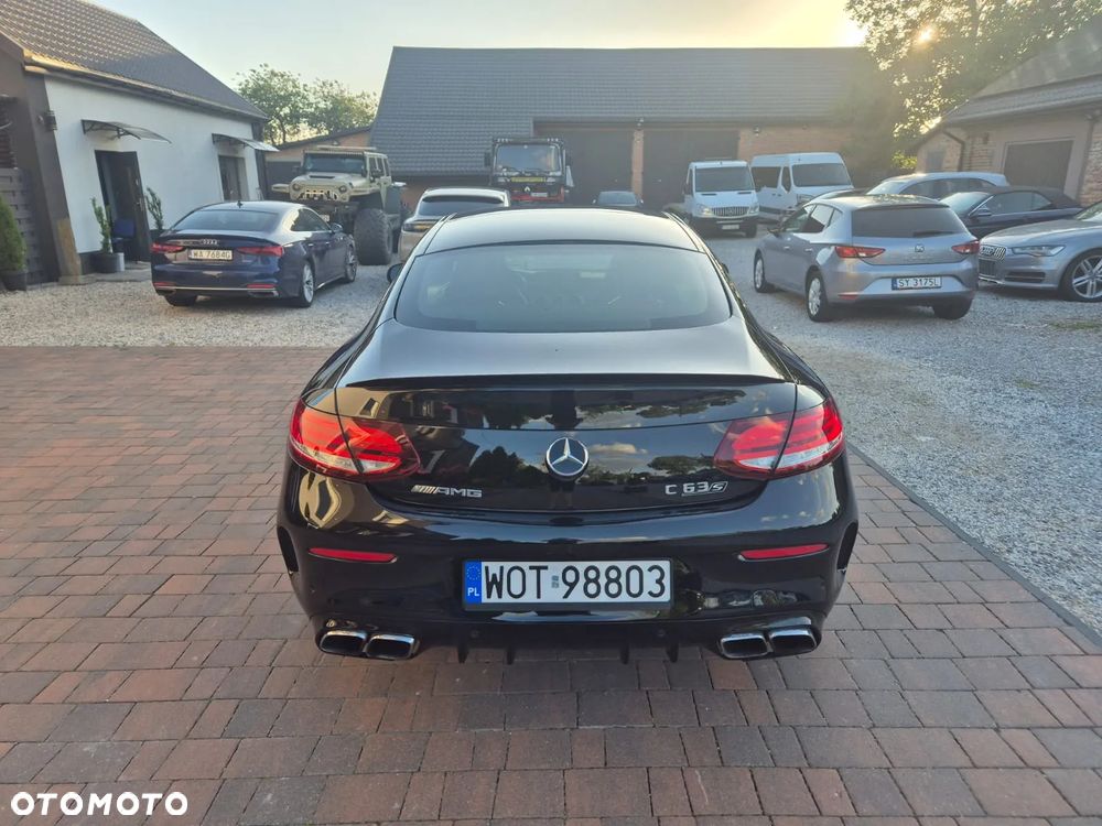 Mercedes-Benz Klasa C AMG 63 S Coupe AMG Speedshift MCT 9G - 7
